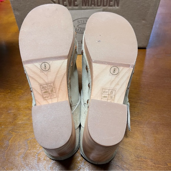 New Steve Madden Women Y2K Tan Hilde Suede Platform Mule Size 8.5 Tan Studded - Picture 4 of 15